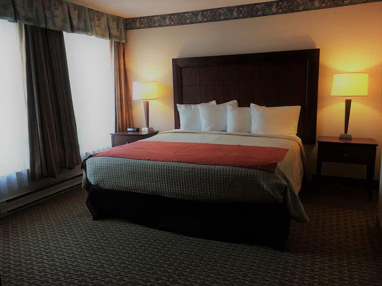 Copy of Deluxe King Bedroom